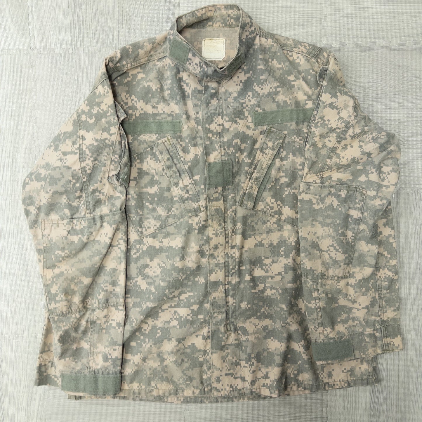 古着卸 現物まとめ売り BDU フィールドジャケット ミリタリー デジタルカモ 10枚セット(メンズM-L) アメリカ軍