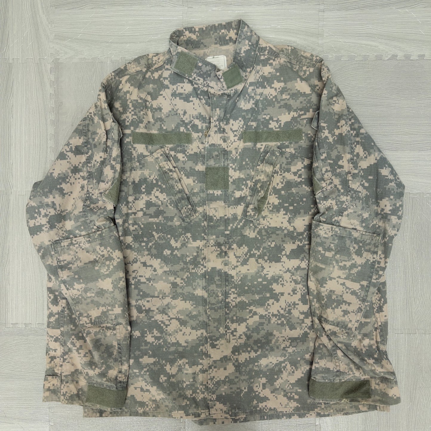 古着卸 現物まとめ売り BDU フィールドジャケット ミリタリー デジタルカモ 10枚セット(メンズM-L) アメリカ軍