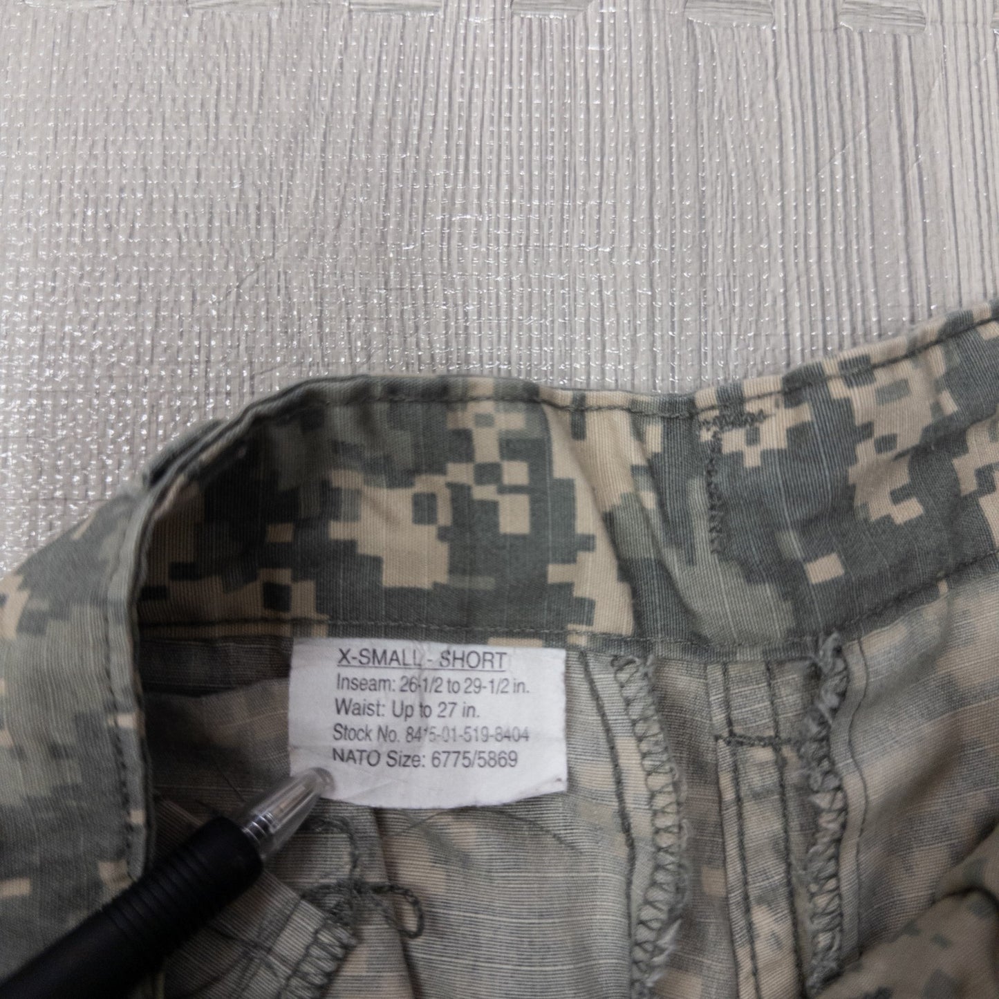 古着卸 現物まとめ売り 洗濯済み アメリカ軍 デジカモ デジタルカモ ミリタリー カーゴパンツ 8本セット (XS-L)