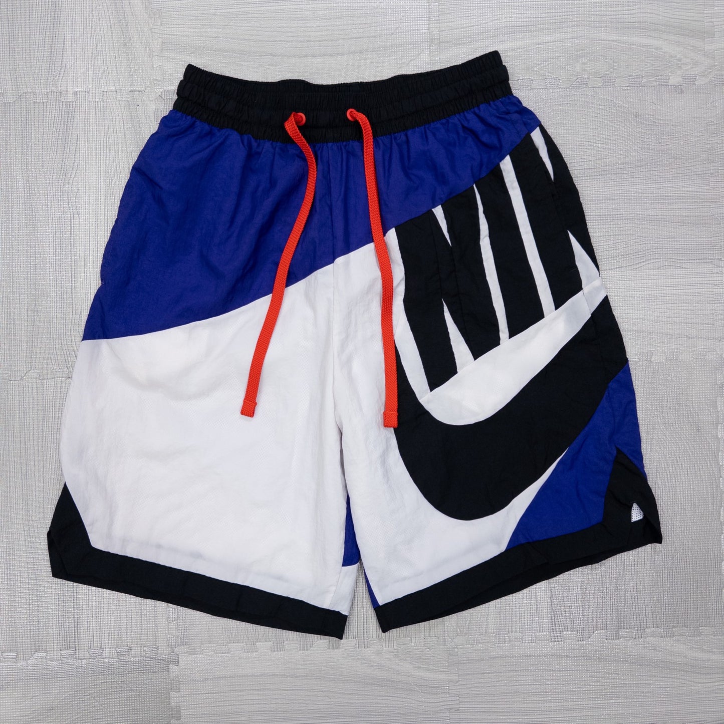 古着卸 現物まとめ売り 洗濯済み スポーツ ブランドミックス ナイロンハーフパンツ 12枚セット (S-XL) ナイキ、リーボック等