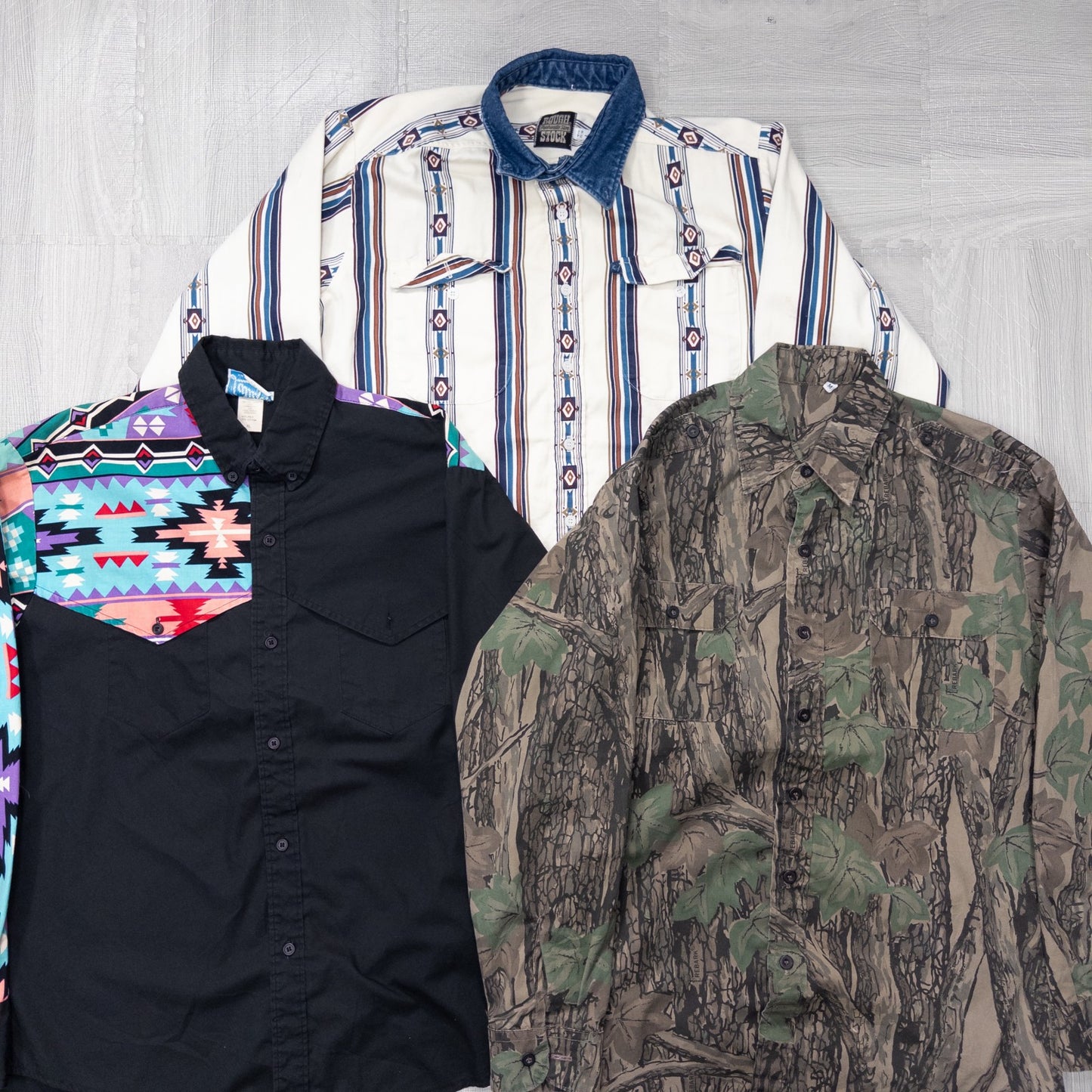 古着卸 現物まとめ売り 洗濯済み 長袖デザイン 柄シャツ 12枚セット(M-XXL) w704012