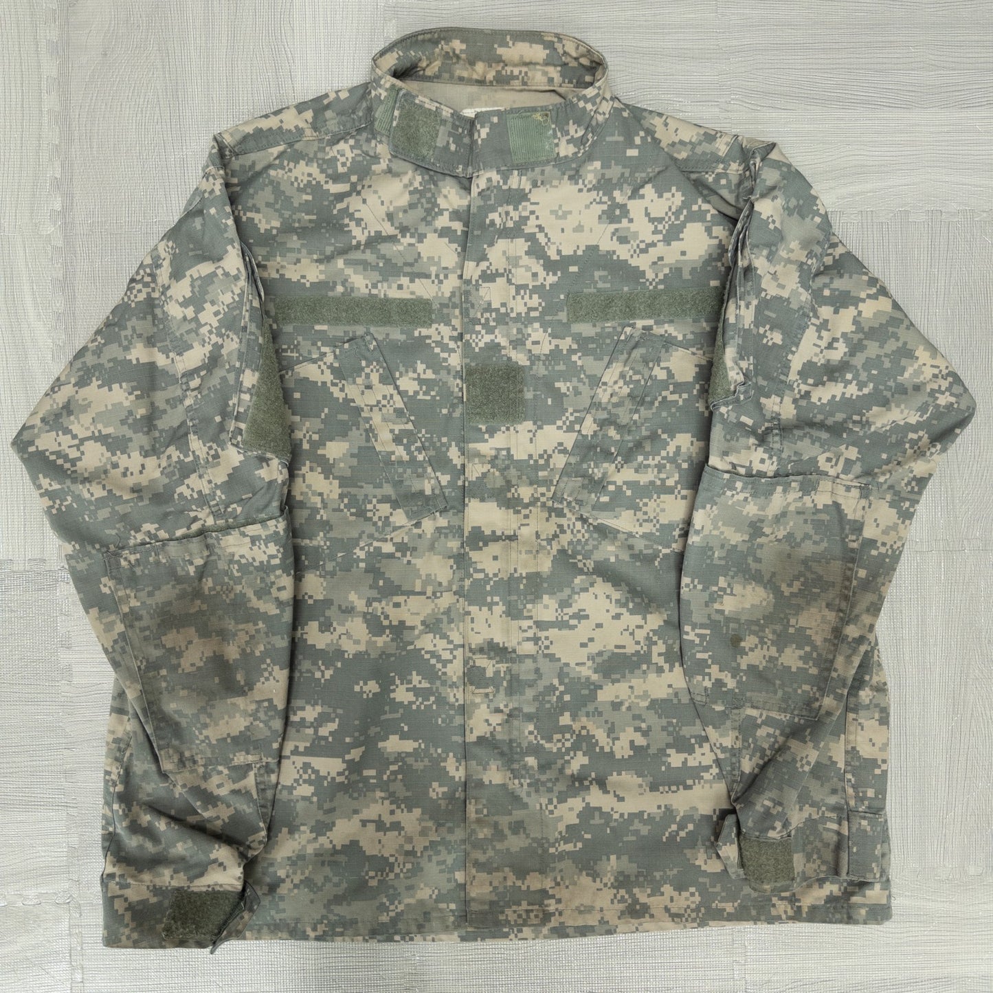 古着卸 現物まとめ売り BDU フィールドジャケット ミリタリー  デジタルカモ 10枚セット(メンズM-L) アメリカ軍