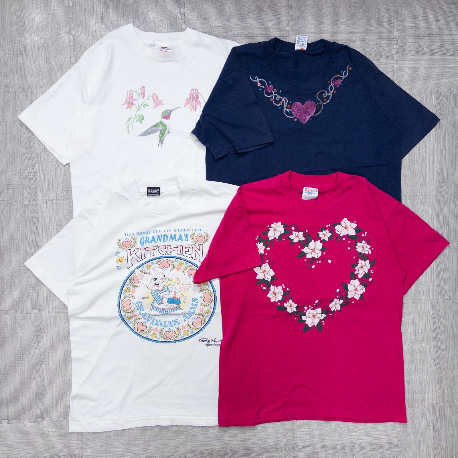 古着卸 現物まとめ売り 洗濯済み 90s レディース レトロデザインかわいいTシャツ 13枚セット(S-XL)w808001